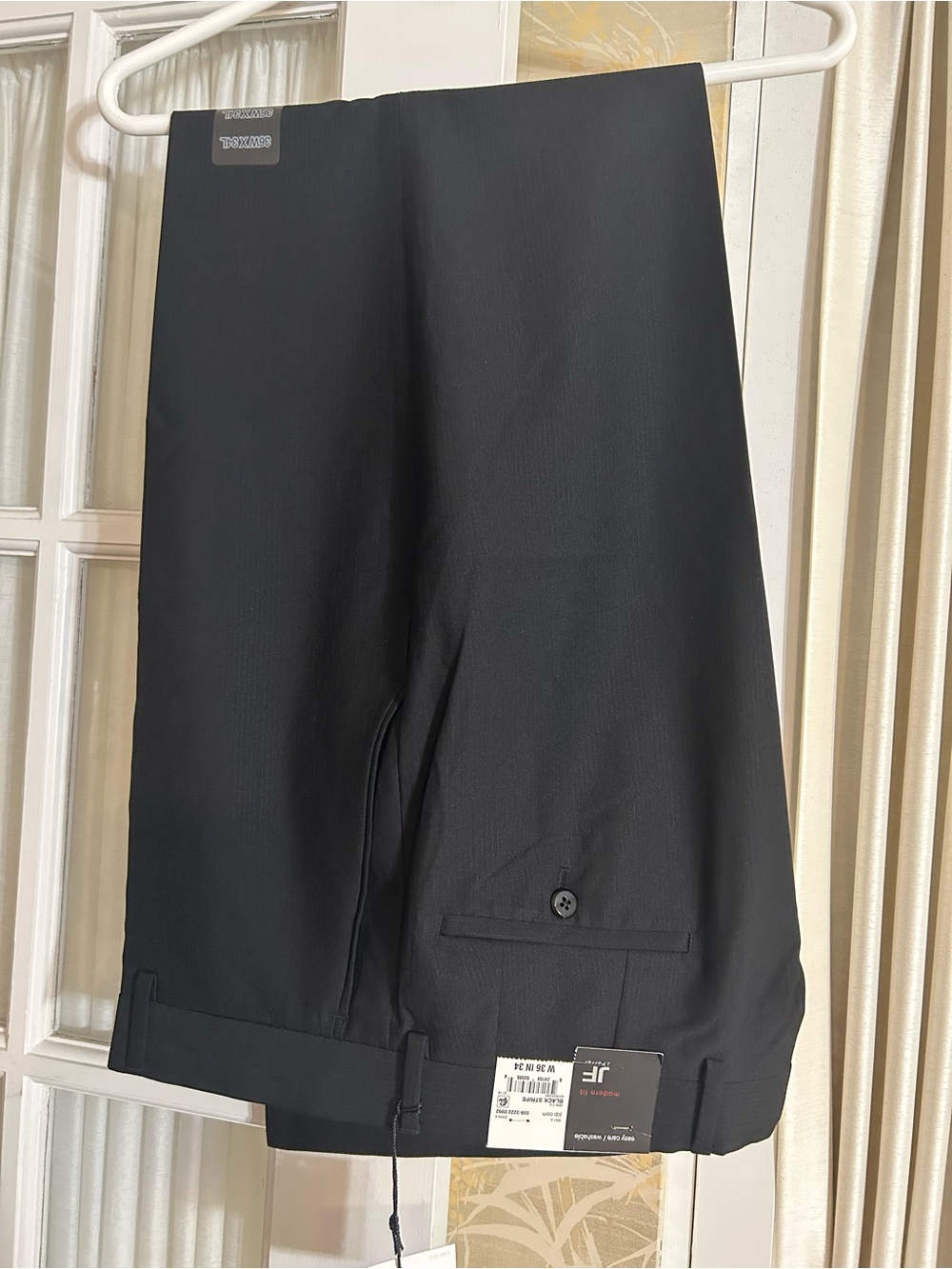 jf j.ferrar Men's Black Dress Pants - Flat Front